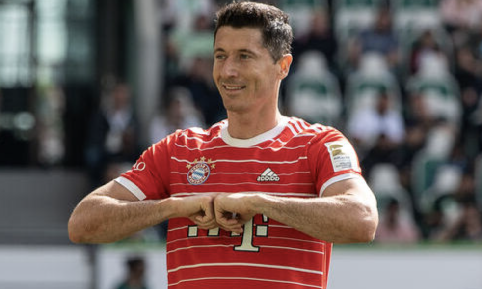 FC Köln korunován historicky prvním mistrem Bundesligy