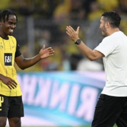 Borussia Dortmund porazila Eintracht Frankfurt díky Brace Bynoe-Gittense v Bundeslize
